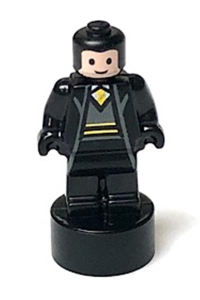Hufflepuff Student Statuette - 90398pb032