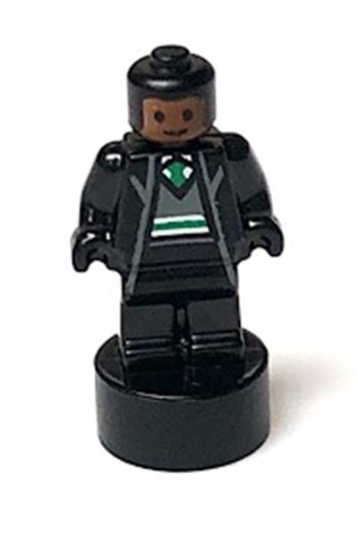 Slytherin Student Statuette - 90398pb037