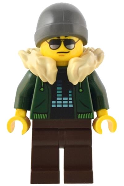 Traveler Minifigure [adp087] - Bricklink