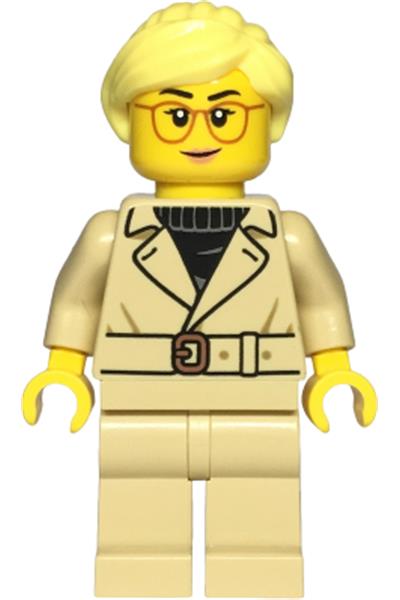Female Sports Car Driver Minifigure - cty1812