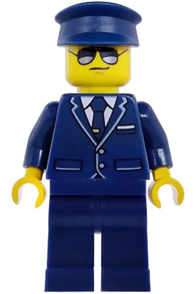 Passenger Plane Pilot Minifigure - cty1977
