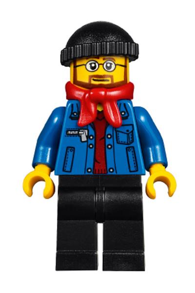 Winter Holiday Train Station Bus Driver - hol090