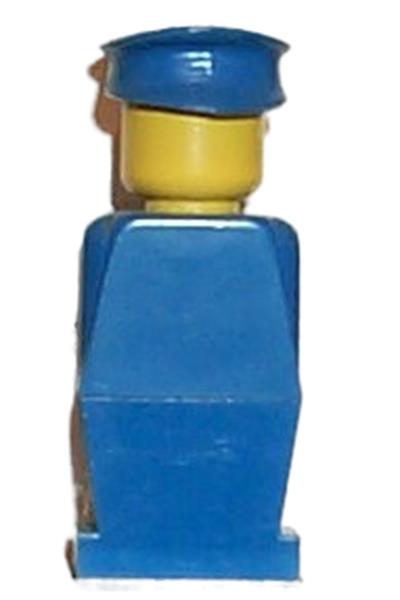 Legoland Figure Blue Hat Minifigure - old007
