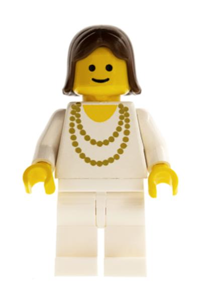 Female with Gold Necklace - trn006