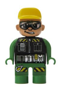 Duplo Figure, Male Action Wheeler, Green Legs, Green Top, Yellow Hat, Glasses 4555pb197