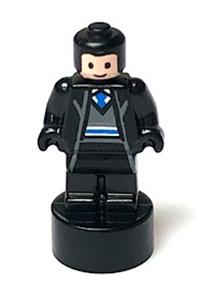 Ravenclaw Student Statuette - Ravenclaw Student - 90398pb033