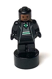 Slytherin Student Statuette - Slytherin student statuette/trophy with a reddish brown face - 90398pb037