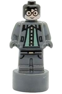 Harry Potter Statuette - Statuette of Harry Potter with a jacket and shirt on (LEGO set number 6523408) - 90398pb053