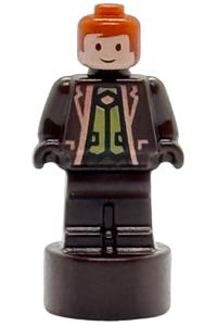 George Weasley Statuette - Statuette / trophy of George Weasley wearing an olive green vest - 90398pb063