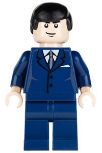 Bruce Wayne with dark blue suit bat013