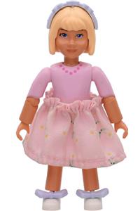 Belville Female - Female Belville figure wearing white shorts, a medium green shirt, light yellow hair, and a skirt - belvfem51a