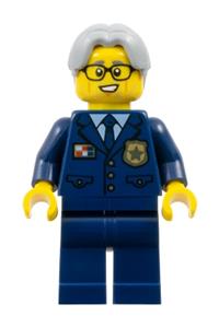 Police Chief Wheeler Minifigure - Police Chief - Wheeler - cty1124