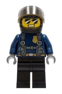 Police Officer Duke Detain - Duke Detain with a black helmet and a trans-black visor - cty1257