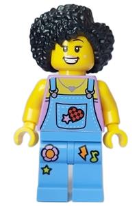 Street Performer '/ Busker - Female street performer wearing a medium lavender top, medium blue overalls and legs, with black hair - cty1648