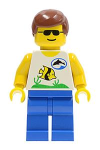 Boatie Minifigure - A diver with brown hair wearing a boatie 1 - div004
