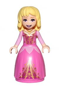 Aurora - Aurora with a wide skirt featuring gold filigree - dp078a