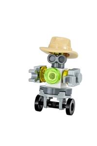 Friends Zobo the Robot - Zobo the Robot is friends with a farmer - frnd390