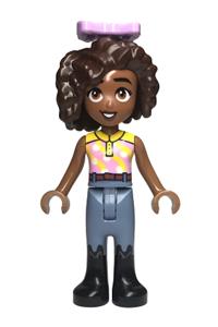 Friends Aliya - Aliya from Friends theme wearing a yellow and bright pink top, sand blue trousers, black boots, and a lavender bow - frnd621