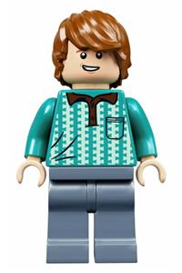Ron Weasley Minifigure - Ron Weasley wearing a dark turquoise polo shirt - hp231