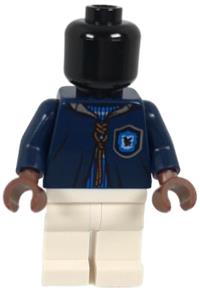 Ravenclaw Quidditch Mannequin - Mannequin wearing a Quidditch dark blue robe with a Ravenclaw crest - hp257