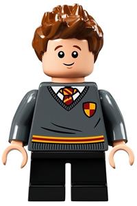 Seamus Finnigan Minifigure - Seamus Finnigan wearing a Gryffindor sweater with crest and black short legs - hp268