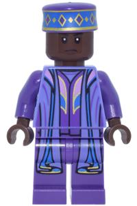 Kingsley Shacklebolt Minifigure - Kingsley Shacklebolt wearing an umber, blue violet and dark purple robe - hp650
