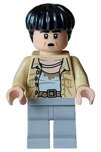Satipo Minifigure - Satipo wearing a shirt and belt - iaj055