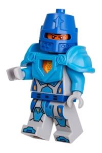 King's Guard Minifigure - King's Guard wearing a dark azure breastplate - nex075
