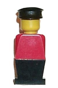 Legoland - Red Torso, Black Legs, Black Hat old004