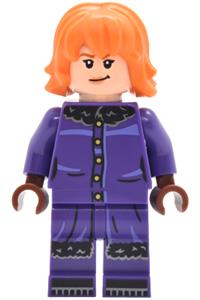 Nami Minifigure - Nami wearing a dark purple outfit - op037