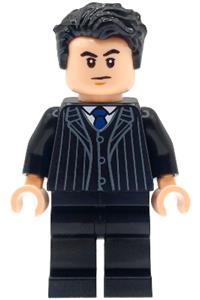 Bruce Wayne Minifigure - Bruce Wayne wearing a black suit with a dark blue tie - sh1114