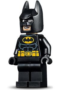 Batman with black suit with yellow belt and crest sh648