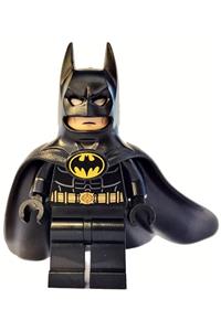 Batman Minifigure - Batman 1992 with a one-piece mask and cape featuring a simple bat logo - sh880