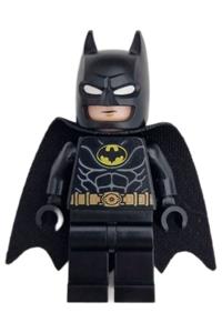 Batman Minifigure - Batman wearing a black suit with a gold belt, cowl with white eyes, expressing a neutral or angry face with bared teeth - sh899