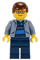 Peter Parker with sand blue jacket, dark blue legs and brown hair - spd007