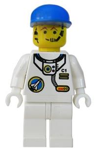 Captain Jerry Walker Minifigure - Astronaut (Captain Jerry Walker) C1 from Space Port with white legs and a blue cap - spp001