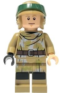 Luke Skywalker Minifigure - Luke Skywalker wearing a dark tan Endor outfit - sw1266