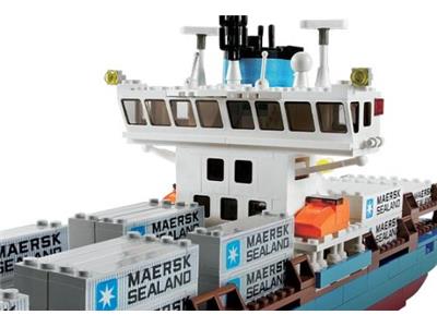 maersk lego vessel