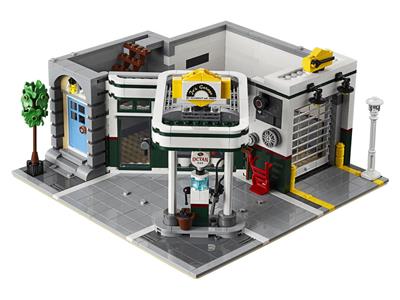 LEGO 10264 Corner Garage