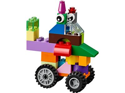 bold Akademi bue LEGO 10696 Medium Creative Brick Box | BrickEconomy