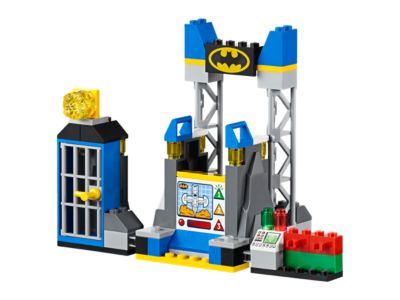 151 Piece Lego Juniors//4 Dc The Joker Batcave Attack 10753 Building Kit