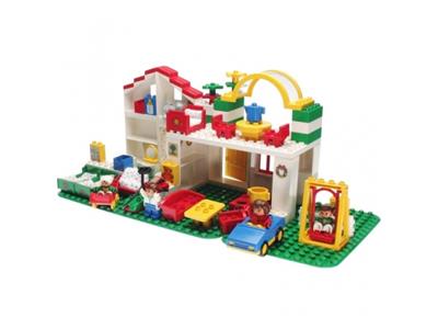 Creed Udholdenhed tømrer LEGO 2942 Duplo Play House | BrickEconomy