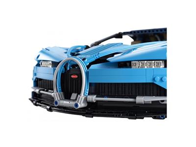 LEGO Technic Bugatti Chiron 42083 - Brand New - Factory Sealed in Box