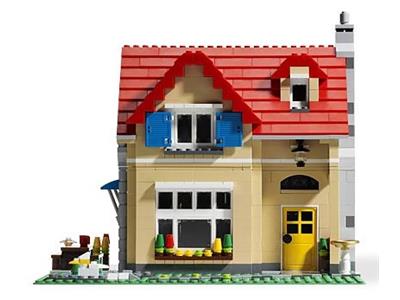 bombe vinder Making LEGO 6754 Creator Family Home | BrickEconomy