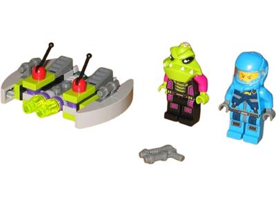 LEGO 7049 Alien Conquest Alien Striker | BrickEconomy