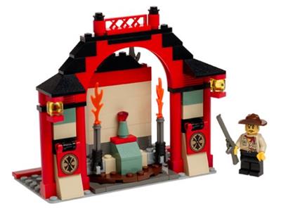 LEGO  Adventurers Orient Expedition Passage of J ...