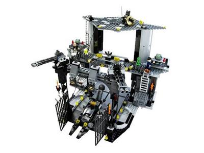 Featured image of post Lego Set 7783 Freeze s invasion is a set of batman s headquarters the batcave