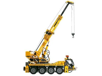 LEGO 8421 Mobile Crane |