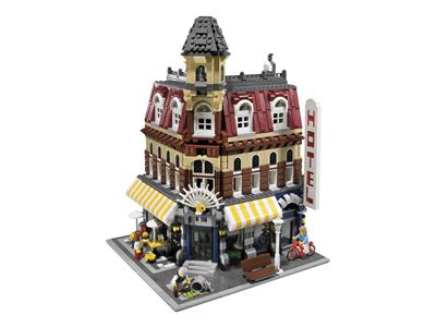 LEGO 10182 Cafe Corner |