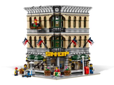 LEGO 10211 Grand Emporium BrickEconomy